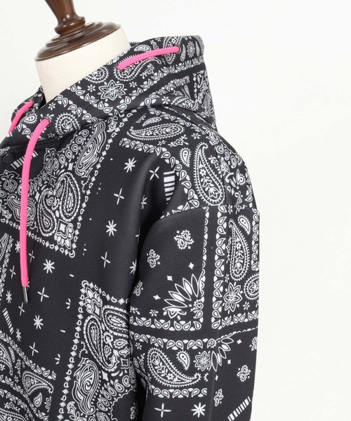 felkod(フィルコッド)の「mpa4149- Bandana Print Snap Front Scuba Hoodie スナップパーカー(F26A010)(パーカー・メンズ・ホワイト×ブラック/ブラック×ホワイト/ネイビー×ホワイト・S/M/L)」の13枚目の写真