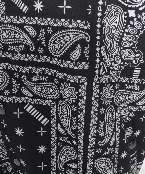 felkod(フィルコッド)の「mpa4149- Bandana Print Snap Front Scuba Hoodie スナップパーカー(F26A010)(パーカー・メンズ・ホワイト×ブラック/ブラック×ホワイト/ネイビー×ホワイト・S/M/L)」の16枚目の写真