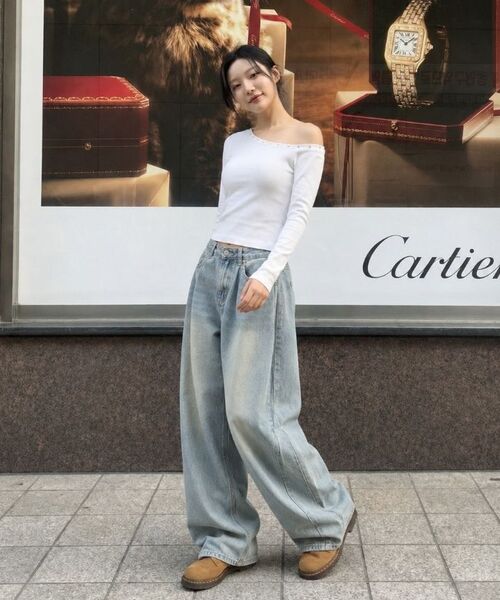BASIC LABEL（ベーシックラベル）の「Drop side pintuck washed denim pants 6 Color [BLBD_4501]（デニムパンツ・レディース・グレー/マルチ/ライトブルー/ブラック/エメラルドブルー/ダークブルー・X-SMALL/SMALL/X-LARGE/LARGE/MEDIUM）」の15枚目の写真