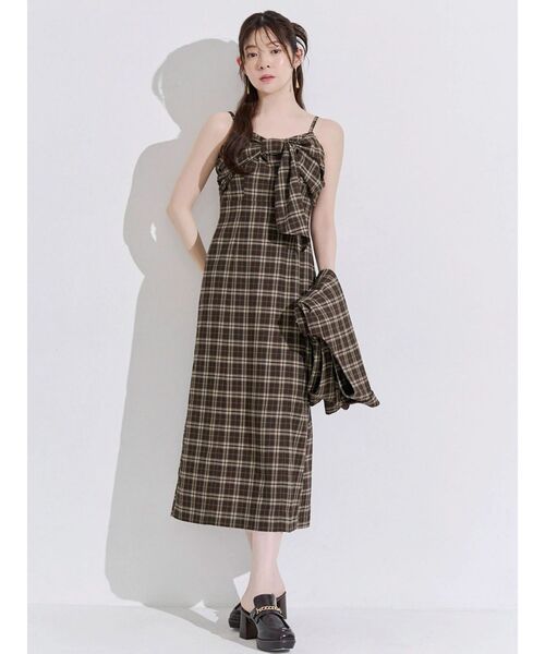 MERCURYDUO(マーキュリーデュオ)の「フロントリボンキャミワンピース(ワンピース・レディース・その他1/ベビーピンク/ブラウン/ベージュ・FREE)」の6枚目の写真