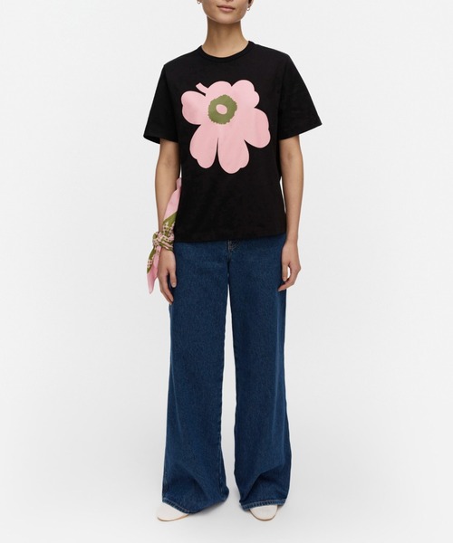 marimekko(マリメッコ)の「【ASIA EXCLUSIVE】《kioski》 Ae Erna Unikko / t-shirt(Tシャツ/カットソー・レディース・ホワイト/ブラック・MEDIUM/SMALL/LARGE/X-SMALL)」の2枚目の写真