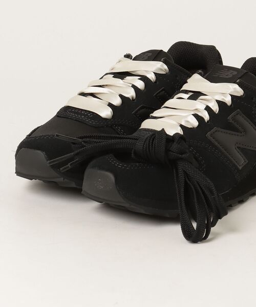 NEW BALANCE(ニューバランス)の「996 サテンシューレース スニーカー(スニーカー・レディース・ブラウン/ブラック/オフホワイト・22.0cm/22.5cm/23.0cm/23.5cm/24.0cm/24.5cm/25.0cm/25.5cm)」の8枚目の写真