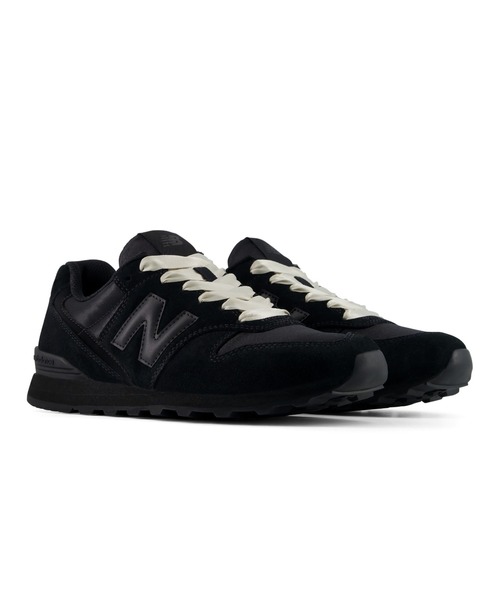 NEW BALANCE(ニューバランス)の「996 サテンシューレース スニーカー(スニーカー・レディース・ブラウン/ブラック/オフホワイト・22.0cm/22.5cm/23.0cm/23.5cm/24.0cm/24.5cm/25.0cm/25.5cm)」の5枚目の写真