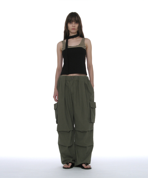 PARTIMENTO WOMEN(パルティメントウィメン)の「ディタッチャブルタイネックスリーブレストップ_ブラック(Tシャツ/カットソー・レディース・その他・SMALL/MEDIUM)」の4枚目の写真
