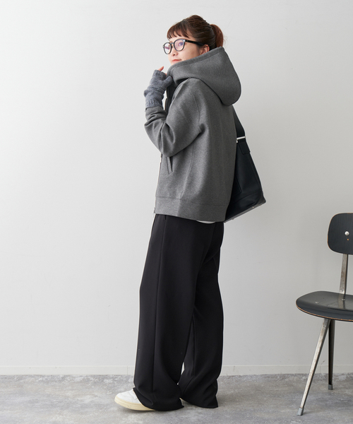 Spick & Span（スピックアンドスパン）の「《WEB限定カラー有り / 追加》ストレッチジップフードパーカー（パーカー・レディース・チャコールグレー/ホワイト系その他/ブラウン・FREE）」の12枚目の写真