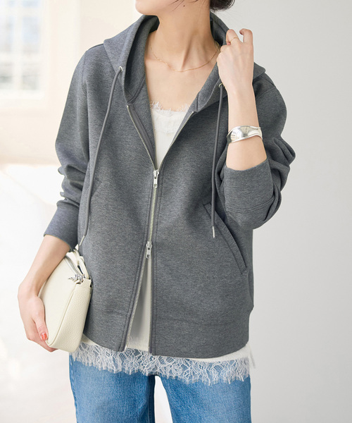 Spick & Span（スピックアンドスパン）の「《WEB限定カラー有り / 追加》ストレッチジップフードパーカー（パーカー・レディース・チャコールグレー/ホワイト系その他/ブラウン・FREE）」の15枚目の写真