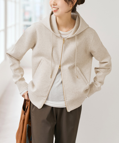 Spick & Span（スピックアンドスパン）の「《WEB限定カラー有り / 追加》ストレッチジップフードパーカー（パーカー・レディース・チャコールグレー/ホワイト系その他/ブラウン・FREE）」の21枚目の写真