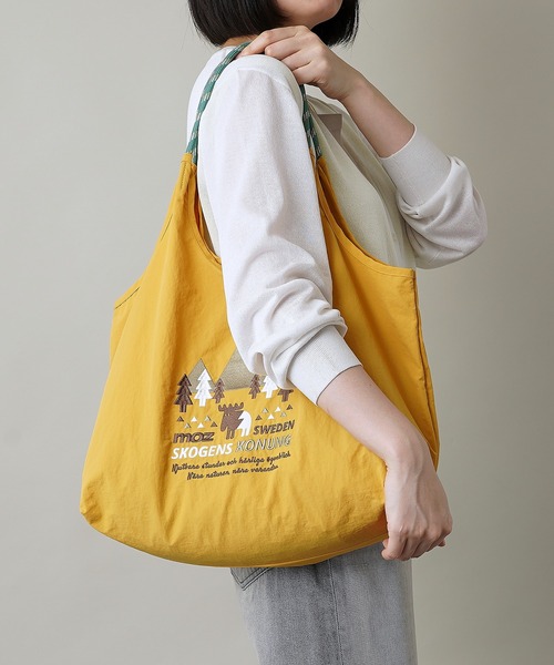 moz(モズ)の「【moz(モズ)】軽量 収納力 しっかり お買い物 にも 刺繍 マルシェバッグ ZUPS-01(ショルダーバッグ・レディース・マスタード/ブラック/ライトグリーン/グレイッシュブルー/ライトグレー/ホワイト・ONE SIZE)」の6枚目の写真