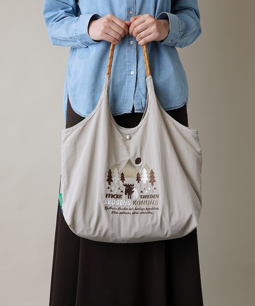 moz(モズ)の「【moz(モズ)】軽量 収納力 しっかり お買い物 にも 刺繍 マルシェバッグ ZUPS-01(ショルダーバッグ・レディース・マスタード/ブラック/ライトグリーン/グレイッシュブルー/ライトグレー/ホワイト・ONE SIZE)」の21枚目の写真