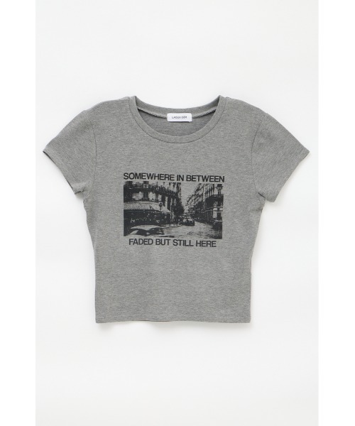 LAGUA GEM(ラグアジェム)の「PHOTO PRINT CUT Tシャツ(Tシャツ/カットソー・レディース・イエロー/ホワイト/杢グレー・FREE)」の2枚目の写真