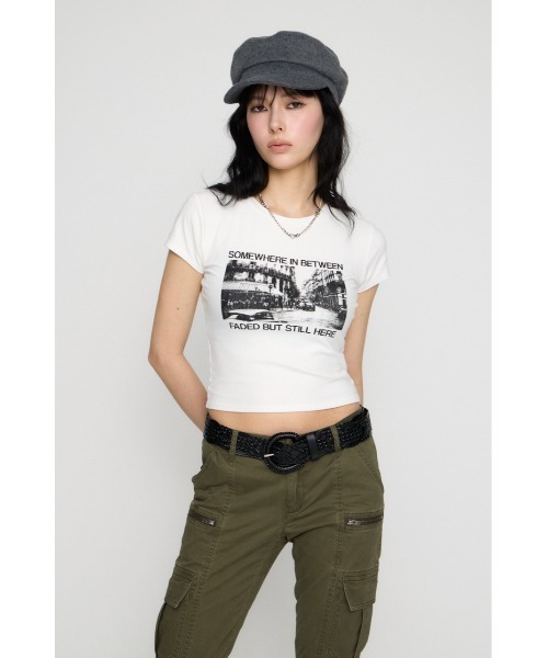 LAGUA GEM(ラグアジェム)の「PHOTO PRINT CUT Tシャツ(Tシャツ/カットソー・レディース・イエロー/ホワイト/杢グレー・FREE)」の21枚目の写真