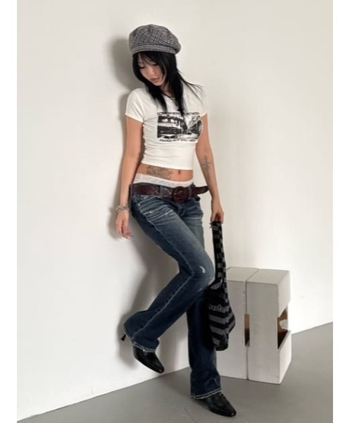 LAGUA GEM(ラグアジェム)の「PHOTO PRINT CUT Tシャツ(Tシャツ/カットソー・レディース・イエロー/ホワイト/杢グレー・FREE)」の11枚目の写真