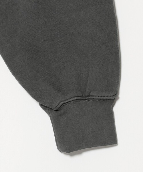 FOG ESSENTIALS(エフオージーエッセンシャルズ)の「<FEAR OF GOD ESSENTIALS>90S フーディー(パーカー・メンズ・ダークグレー/ナチュラル・L/M/S/XS)」の5枚目の写真