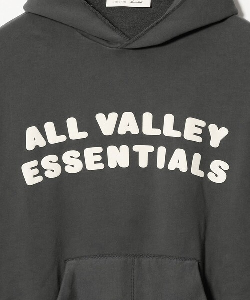 FOG ESSENTIALS(エフオージーエッセンシャルズ)の「<FEAR OF GOD ESSENTIALS>90S フーディー(パーカー・メンズ・ダークグレー/ナチュラル・L/M/S/XS)」の7枚目の写真