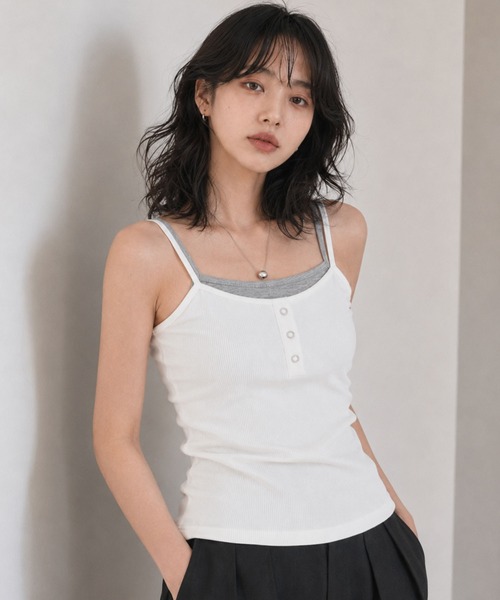 Dita Muaj.(ディータムアージュ)の「カップ付きレイヤード風ヘンリーキャミ(Tシャツ/カットソー・レディース・ブラック/ブラウン/オフホワイト・FREE)」の13枚目の写真