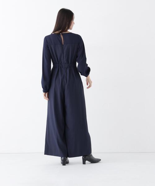NATURAL BEAUTY BASIC(ナチュラルビューティーベーシック)の「ボリュームフリルオールインワン(サロペット/オーバーオール・レディース・ネイビー/ライトグリーン・フリ-)」の10枚目の写真