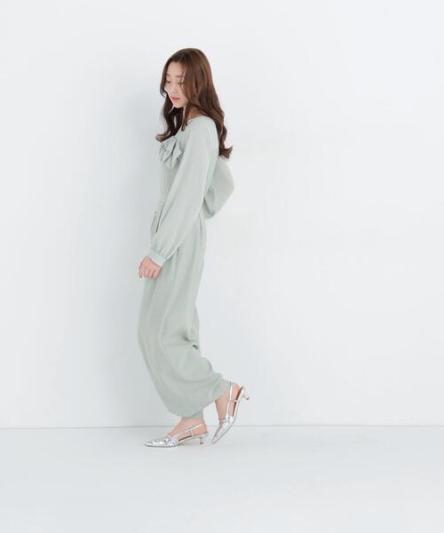 NATURAL BEAUTY BASIC(ナチュラルビューティーベーシック)の「ボリュームフリルオールインワン(サロペット/オーバーオール・レディース・ネイビー/ライトグリーン・フリ-)」の15枚目の写真