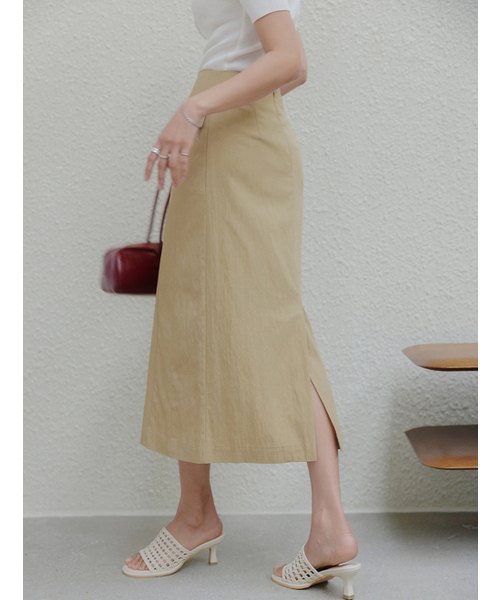 MEMUA（メムア）の「フレットポケットミディスカート（スカート・レディース・ベージュ・SMALL/LARGE/MEDIUM）」の2枚目の写真