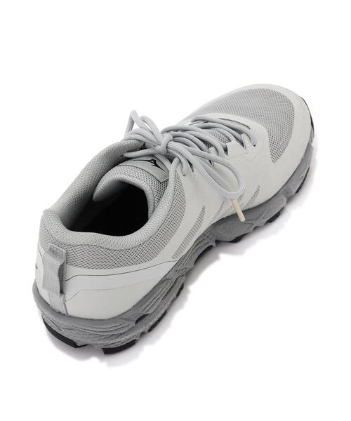 MARGARET HOWELL(マーガレットハウエル)の「MEN V2 GORE-TEX HIKING SHOES(スニーカー・メンズ・グレー系その他・26.0/25.5/26.5/27.5/28.0/27.0)」の3枚目の写真