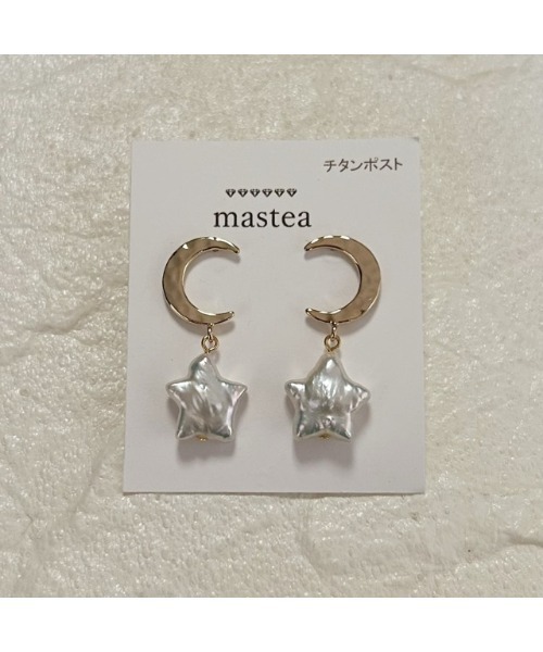 tone(トーン)の「【mastea】チタン/メタルムーン×淡水パールスターピアス(MA)(ピアス(両耳用)・レディース・シルバー/ゴールド・FREE)」の2枚目の写真