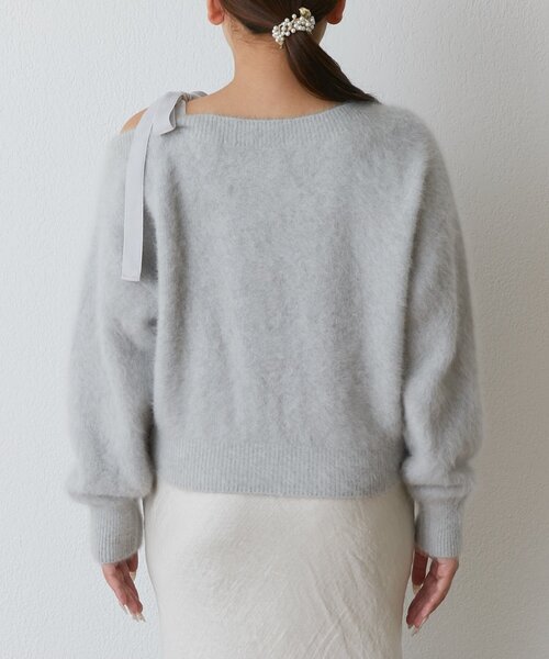 La boutique BonBon（ラブティックボンボン）の「【最強愛されニット】へアリーウールカシミヤ混ワンショルリボンニット（ニット/セーター・レディース・ネイビー/ライトグレー/ピンク・FREE）」の22枚目の写真