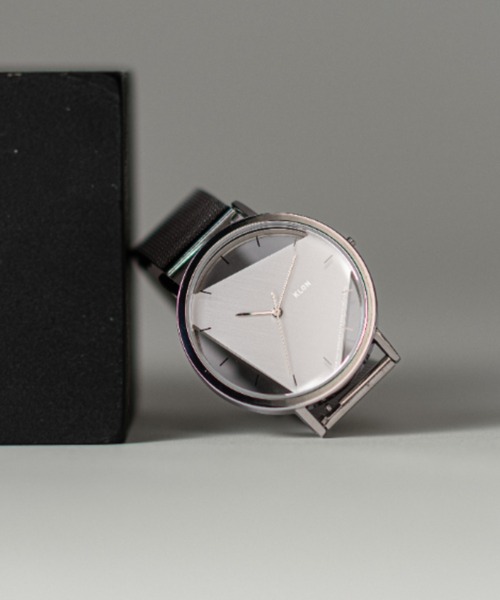 KLON（クローン）の「KLON INVISIBLE UNIVERSAL SHAPES [triangle] 38mm - MESH STRAP -（アナログ腕時計・メンズ・ブラック/シルバー・FREE）」の2枚目の写真