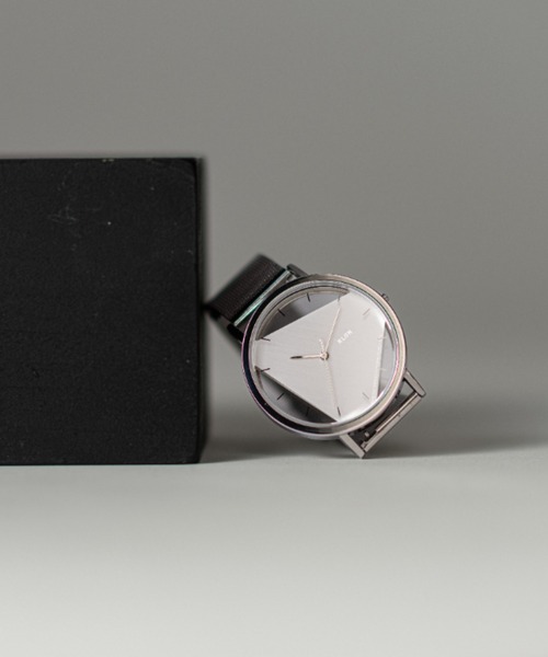 KLON（クローン）の「KLON INVISIBLE UNIVERSAL SHAPES [triangle] 38mm - MESH STRAP -（アナログ腕時計・メンズ・ブラック/シルバー・FREE）」の13枚目の写真