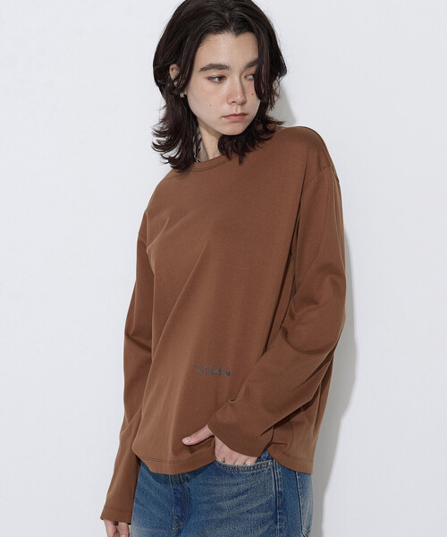 COMME CA Wardrobe(コムサワードローブ)の「スビンコットン100/2天竺 刺繍入りロンT(Tシャツ/カットソー・レディース・ブラウン/イエロー/ブラック/オフホワイト・FREE)」の3枚目の写真
