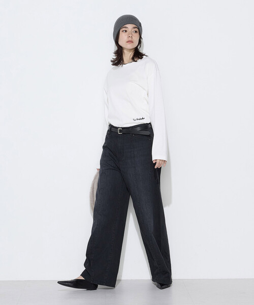 COMME CA Wardrobe(コムサワードローブ)の「スビンコットン100/2天竺 刺繍入りロンT(Tシャツ/カットソー・レディース・ブラウン/イエロー/ブラック/オフホワイト・FREE)」の6枚目の写真