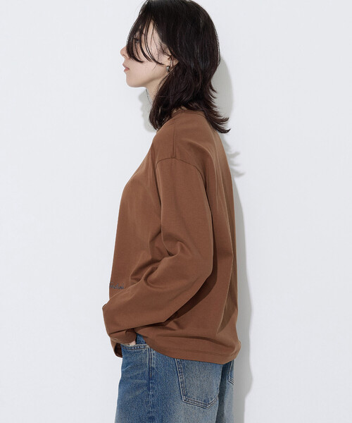 COMME CA Wardrobe(コムサワードローブ)の「スビンコットン100/2天竺 刺繍入りロンT(Tシャツ/カットソー・レディース・ブラウン/イエロー/ブラック/オフホワイト・FREE)」の19枚目の写真