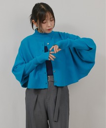 ケープアンサンブルニット