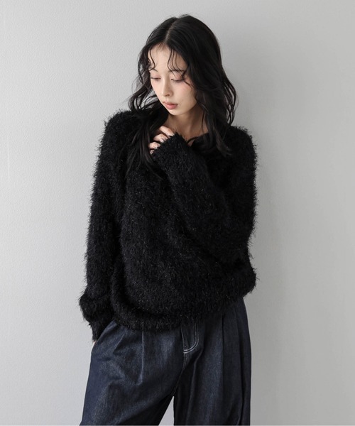AMELY(エミリー)の「ラメミックスシャギーニットトップス/ふんわり/着映え(ニット/セーター・レディース・グレー/ブラック/ベージュ・フリー)」の1枚目の写真