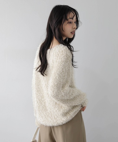 AMELY(エミリー)の「ラメミックスシャギーニットトップス/ふんわり/着映え(ニット/セーター・レディース・グレー/ブラック/ベージュ・フリー)」の16枚目の写真