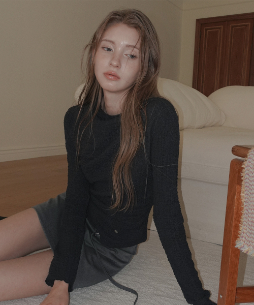 TWEE（トゥウィー）の「ズディル シャーリング ハイネック 長袖 Tシャツ（Tシャツ/カットソー・レディース・チャコールグレー/アイボリー・FREE）」の7枚目の写真