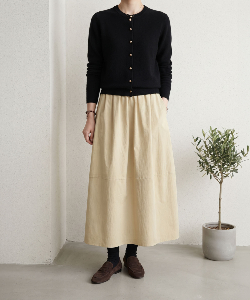 MAIA(マイア)の「冬のボリュームスカート(バラクラバ付き)(スカート・レディース・アイボリー/ベージュ/カーキ/チャコールグレー/ブラック/ブラウン・LARGE/MEDIUM)」の10枚目の写真