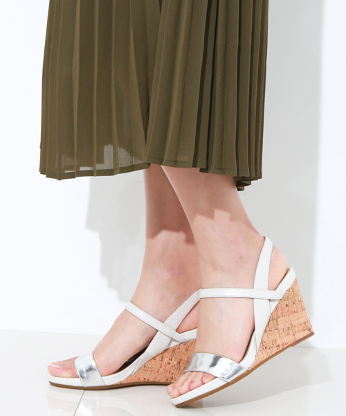 STUDIOUS（ステュディオス）の「【PARADIS COULEUR】 ウェッジソールサンダル（サンダル・レディース・ブラック/ホワイト・23/23.5）」の2枚目の写真