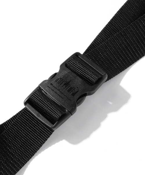 BEAMS（ビームス）の「Manhattan Portage×BEAMS / 40th別注 1101 ウエストバッグ（ボディバッグ/ウエストポーチ・メンズ・ブラック・ONE SIZE）」の11枚目の写真