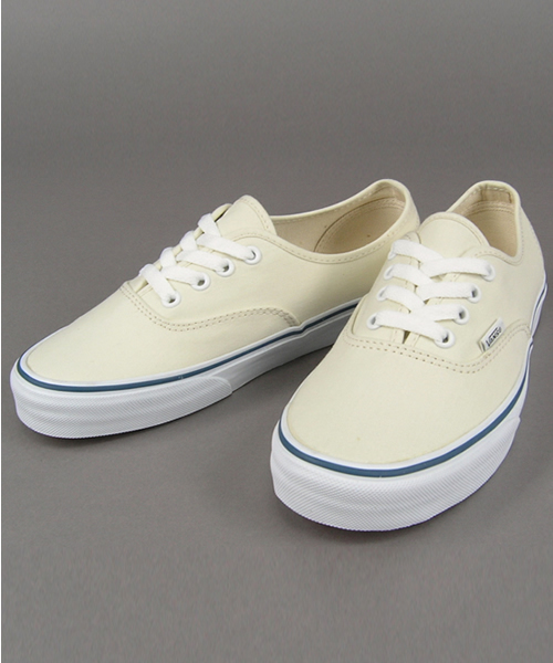 BEAMS BOY（ビームスボーイ）の「VANS / Authentic（スニーカー・ホワイト/ブラック/ネイビー/ピンク/オレンジ/イエロー/グリーン/ブラック系その他/レッド系その他/ロイヤルブルー/その他1/インディゴブルー・5.5/6/6.5）」の2枚目の写真