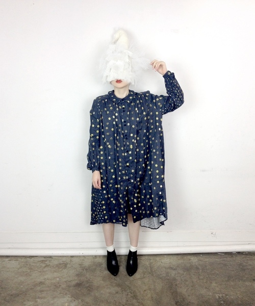 mudoca（ムドカ）の「粒の中をゆく シャツワンピース（シャツ 