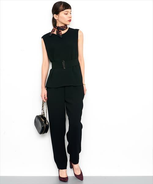 ADAM ET ROPE'（アダムエロペ）の「ドビーダブルクロスロンパース（つなぎ/オールインワン・レディース・マスタード/ブラック・36/38）」の2枚目の写真