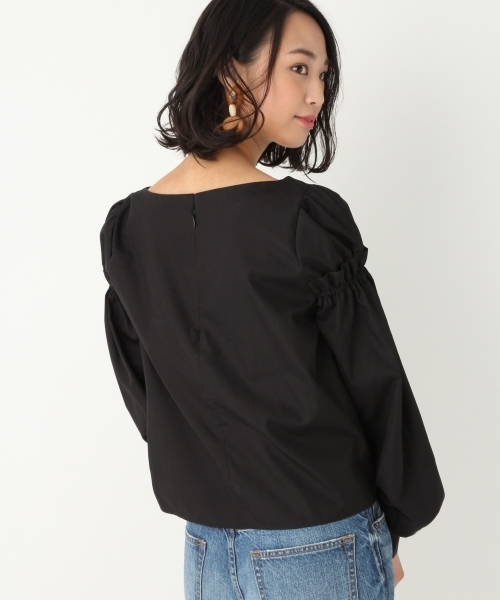 A part by(アパートバイ)の「Cフリルパフソデブラウス 751529 (シャツ/ブラウス・レディース・ブラック/ホワイト・FREE)」の6枚目の写真