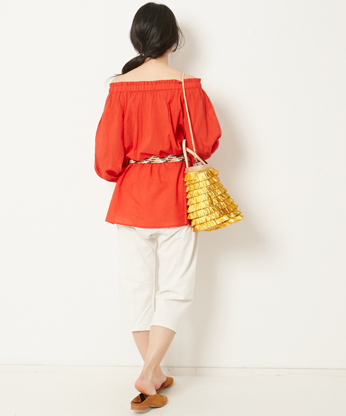 AMERICAN RAG CIE（アメリカンラグシー）の「AMERICAN RAG CIE 2WAYコットンボイル オフショルダー ブラウス【WEB限定】（シャツ/ブラウス・レディース・ブラック/ロイヤルブルー/オレンジ・FREE）」の11枚目の写真