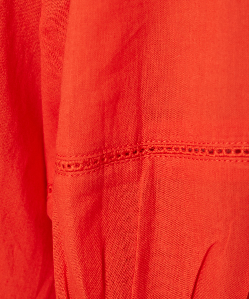 AMERICAN RAG CIE（アメリカンラグシー）の「AMERICAN RAG CIE 2WAYコットンボイル オフショルダー ブラウス【WEB限定】（シャツ/ブラウス・レディース・ブラック/ロイヤルブルー/オレンジ・FREE）」の8枚目の写真