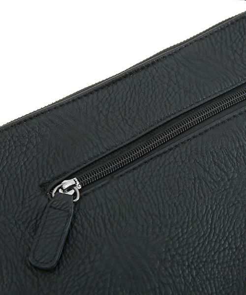 Luz Llena (NEY)（ラズレナニー）の「[2way]フェイクレザーパンチングクラッチバッグ（クラッチバッグ・レディース・ホワイト/ブラック・ﾌﾘ-）」の14枚目の写真