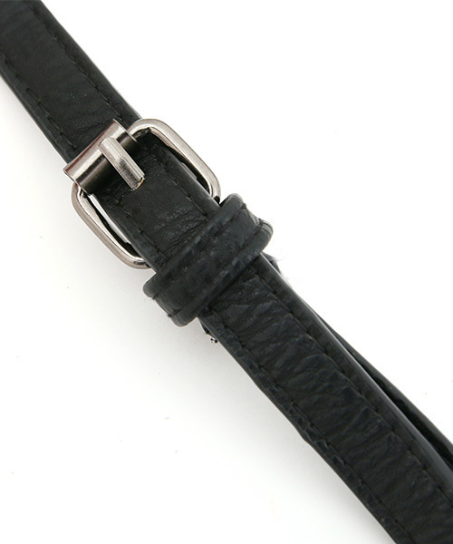 Luz Llena (NEY)（ラズレナニー）の「[2way]フェイクレザーパンチングクラッチバッグ（クラッチバッグ・レディース・ホワイト/ブラック・ﾌﾘ-）」の18枚目の写真