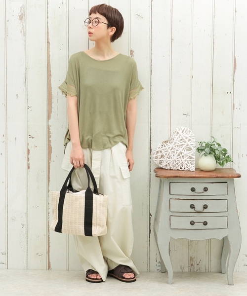 e.r.g*（イーアールジー）の「袖フリンジフェイクレイヤード（Tシャツ/カットソー・レディース・ブラック/カーキ/オレンジ/オフホワイト/イエロー・M）」の3枚目の写真