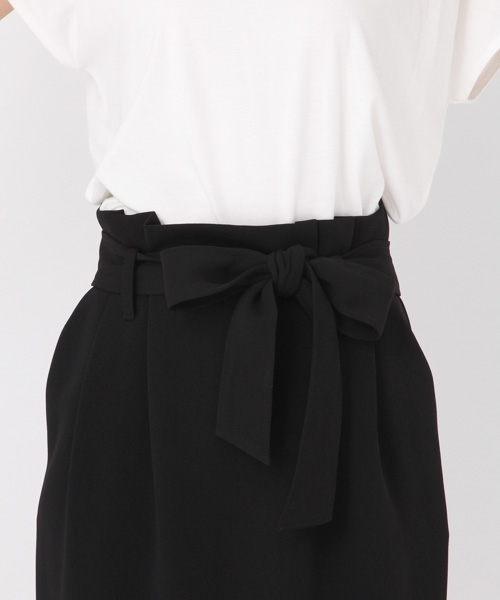 Andemiu（アンデミュウ）の「サイドスリットストレートスカート768099（スカート・レディース・ブラック/ブラウン/レッド/キャメル・MEDIUM/SMALL）」の17枚目の写真