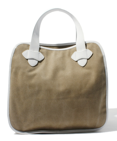 NANO universe（ナノユニバース）の「LBOD/Zelig Tote     Large Canvas（トートバッグ・レディース・ベージュ/ブラック・FREE）」の4枚目の写真