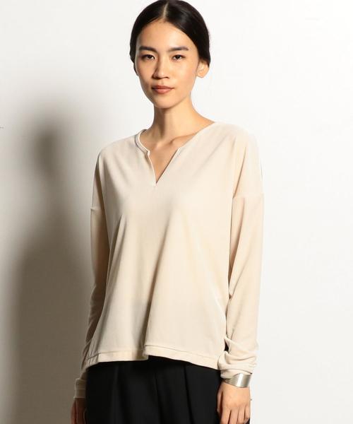 EN ROUTE（アンルート）の「ベロアキーネックスリットロングスリーブ ◆（Tシャツ/カットソー・レディース・オフホワイト/ブラック/ブラウン・FREE）」の2枚目の写真