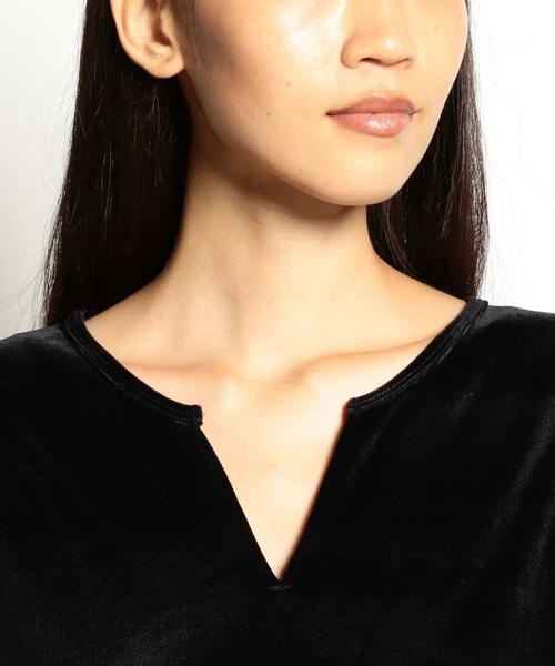 EN ROUTE（アンルート）の「ベロアキーネックスリットロングスリーブ ◆（Tシャツ/カットソー・レディース・オフホワイト/ブラック/ブラウン・FREE）」の8枚目の写真